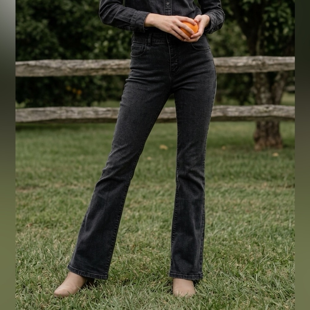 Ann Taylor Slim Boot black wash flare Jean